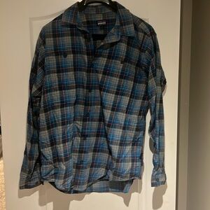 Patagonia organic cotton flannel. Large.
